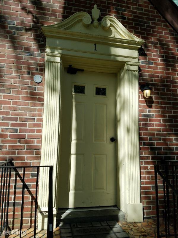 1 Brierdale Pl #4 - Photo 3 of 13