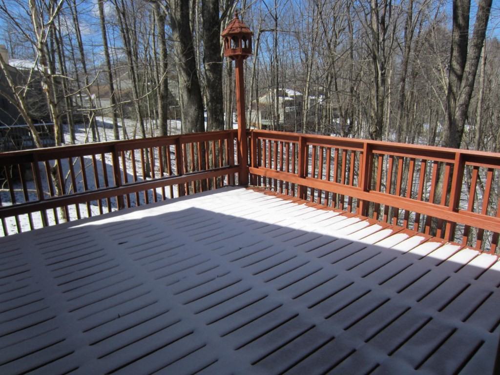 203 Dogwood Ct - Photo 3 of 26