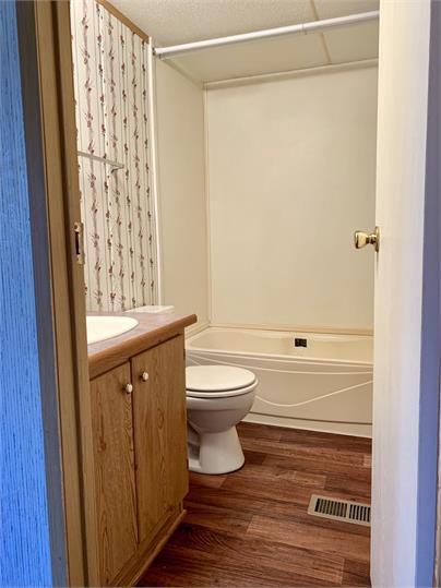 34 Wallace Dr - Photo 3 of 6