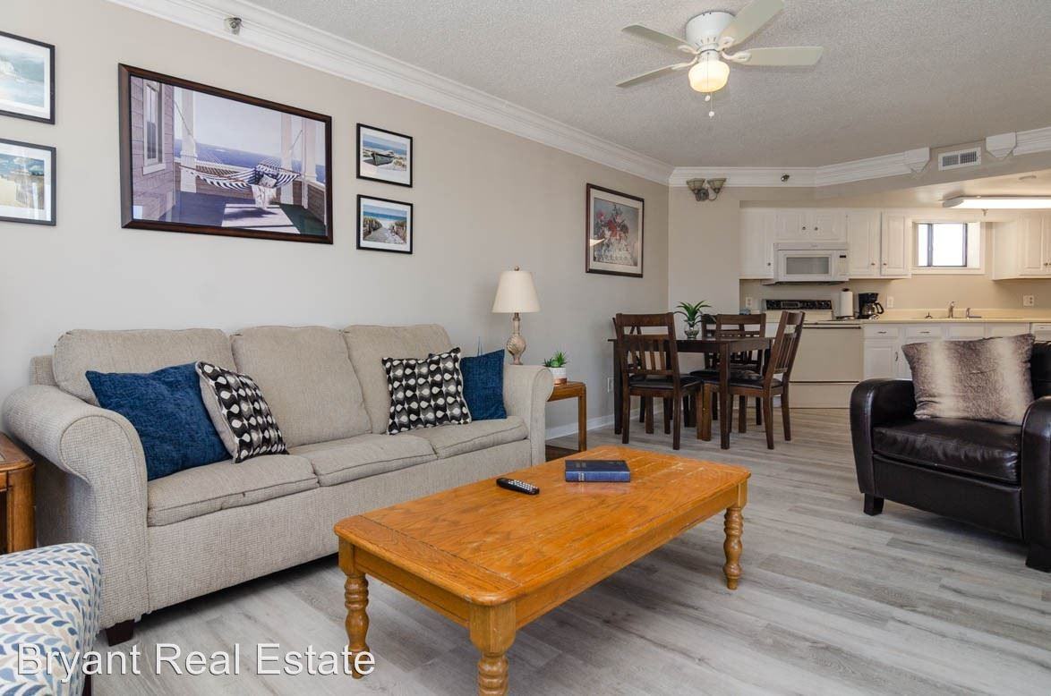 1 S Lumina Ave #201 - Photo 3 of 15