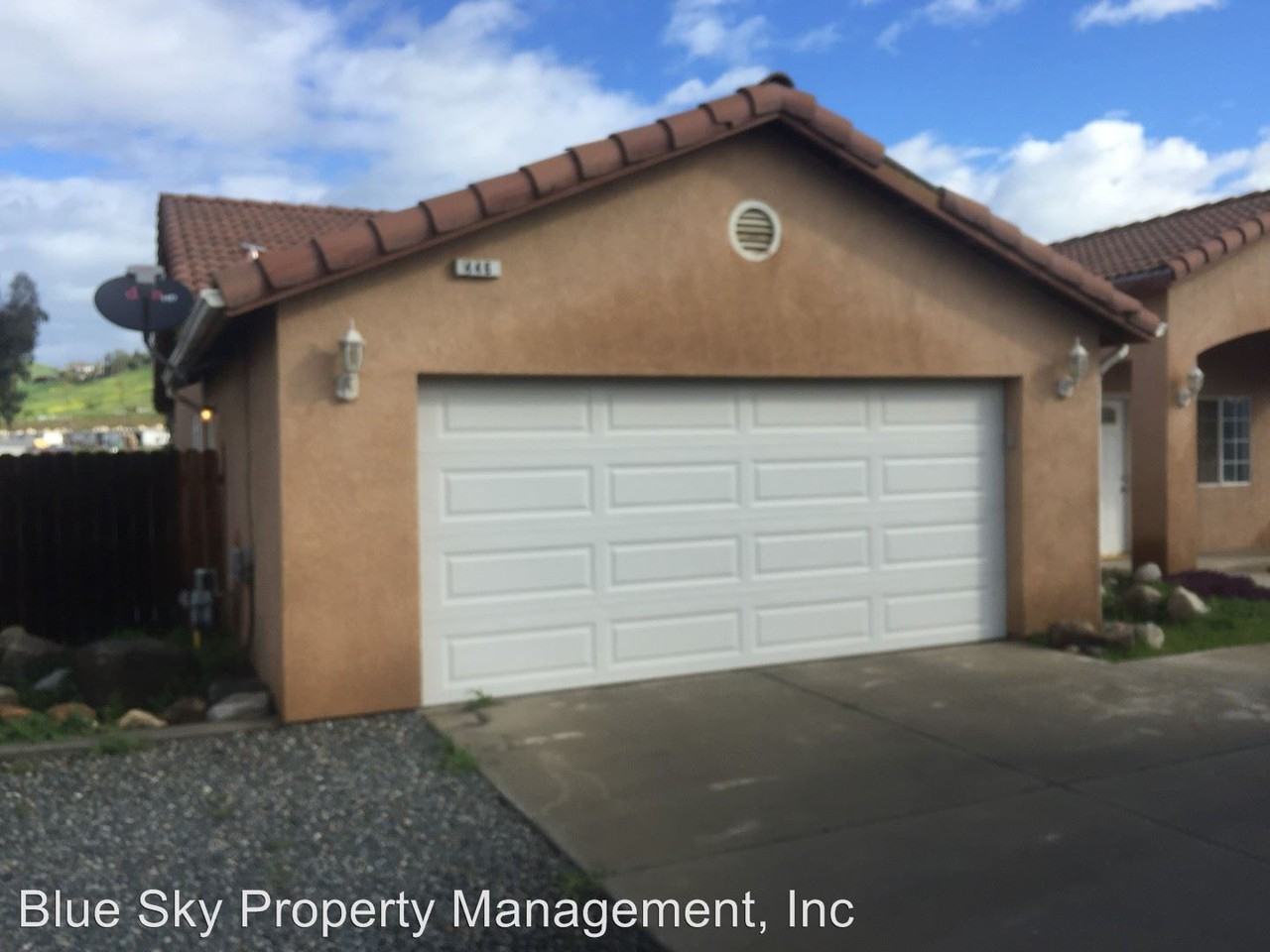 446 W Mulberry Ave - Photo 2 of 25