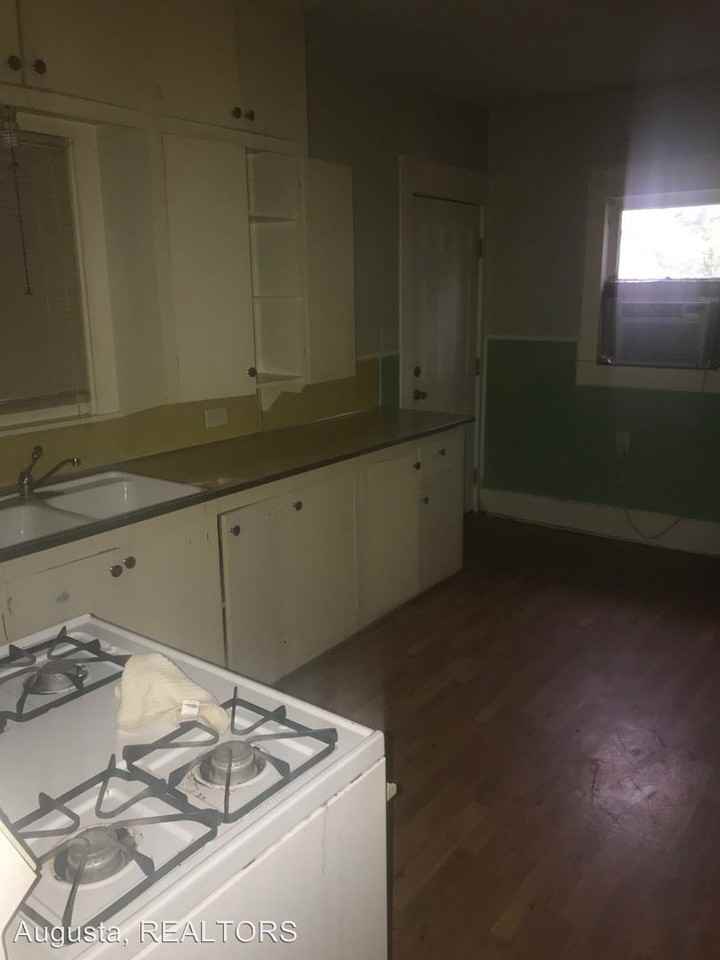 508 State St - Photo 3 of 5