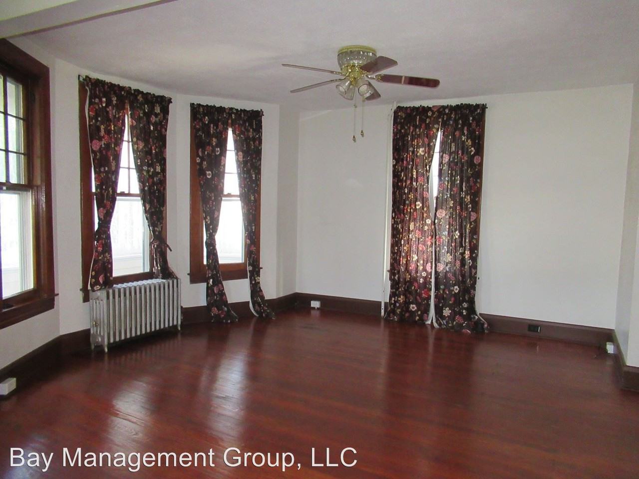 3215 Magnolia Ave - Photo 3 of 17