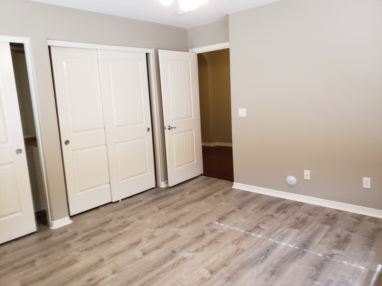 1415 S Newberry Ln - Photo 3 of 6