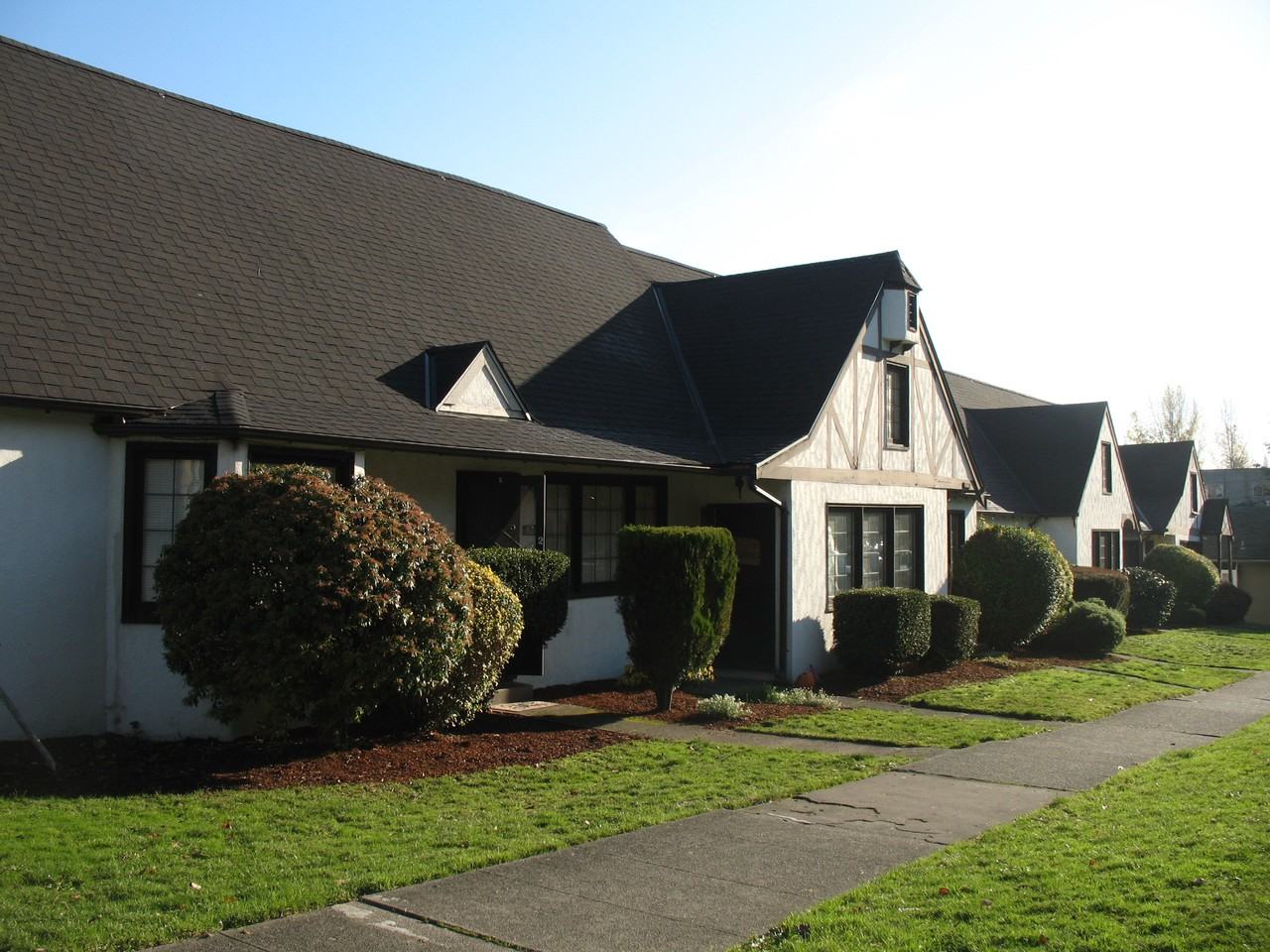 Benton Court - Photo 2 of 2
