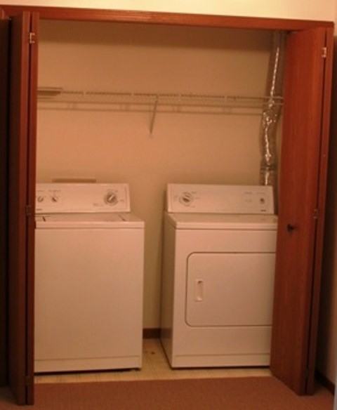 219-227 Seippel Blvd - Photo 6 of 10