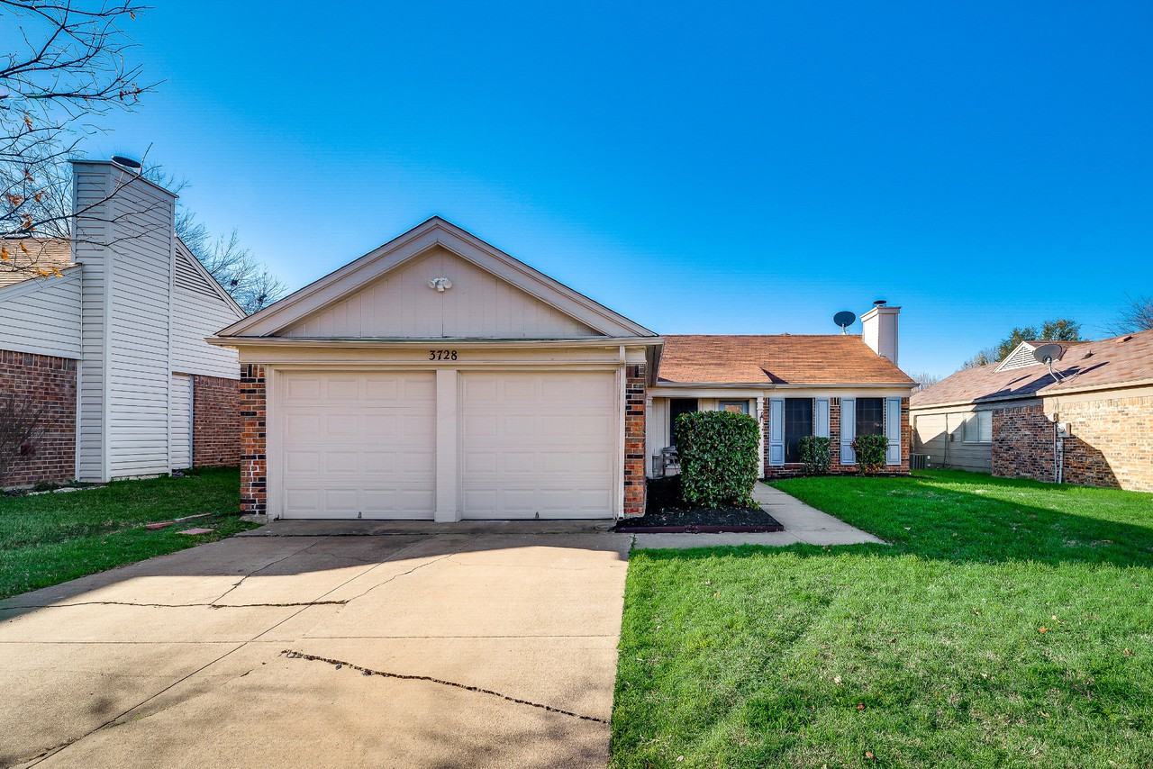 3728 Staghorn Cir S - Photo 2 of 17