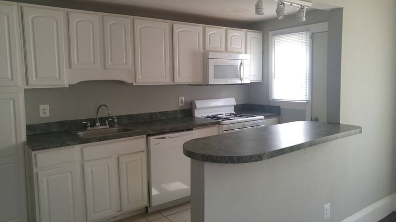 1204 Pine Heights Ave - Photo 3 of 5