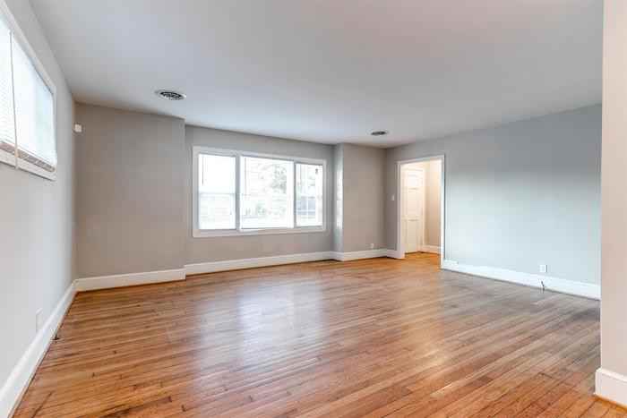 227 N Juniper Ave - Photo 2 of 50