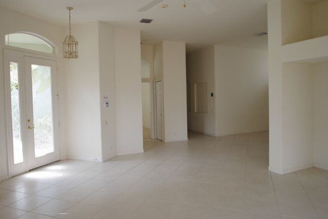 8218 Bob-O-Link Dr - Photo 2 of 12