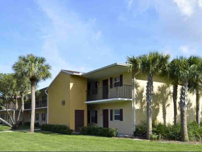 1215 Se Glenwood Dr - Photo 5 of 10