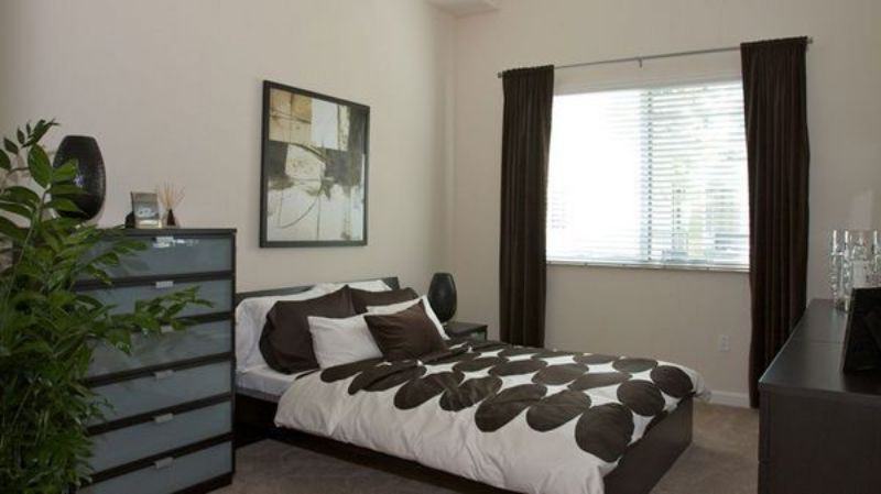 8111 Nw 53rd St - Photo 2 of 8