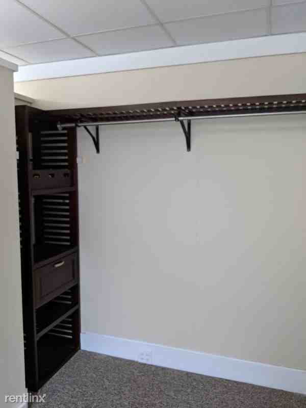 8 Pleasant St - Photo 2 of 11