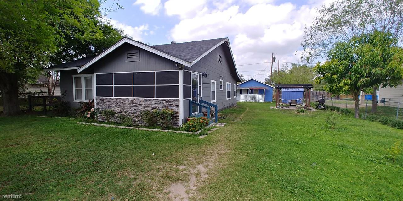 307 E Magnolia Ave - Photo 2 of 9