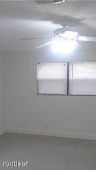 Acreage Home 6b - Photo 3 of 12