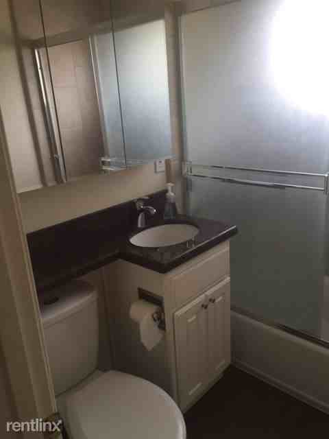 2050 Park Ave - Photo 3 of 7