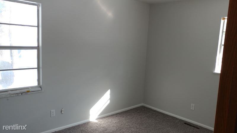 2921 Riggie St - Photo 3 of 14