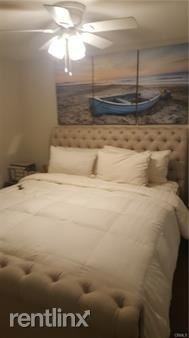 506 Marguerite Ave - Photo 3 of 9