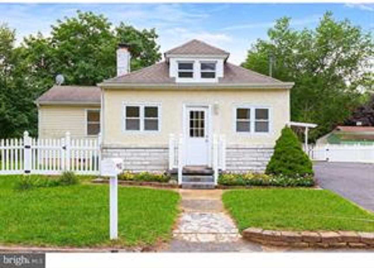 162 W Elm Ave - Photo 2 of 17