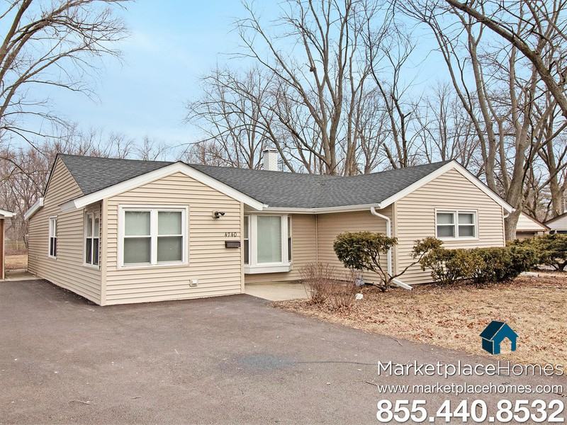 4740 181st St - Photo 2 of 11