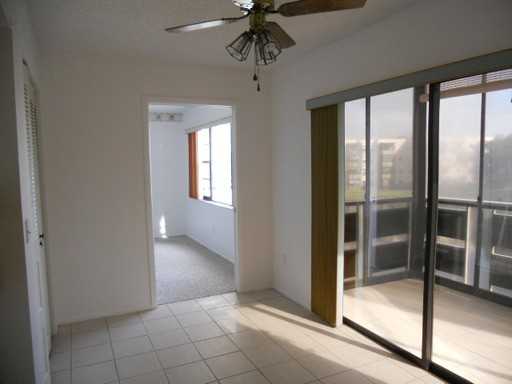 6070 80th St N #310 - Photo 3 of 10