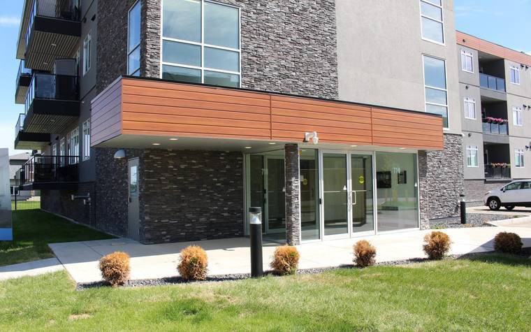 710 Childers Crescent - Photo 2 of 9