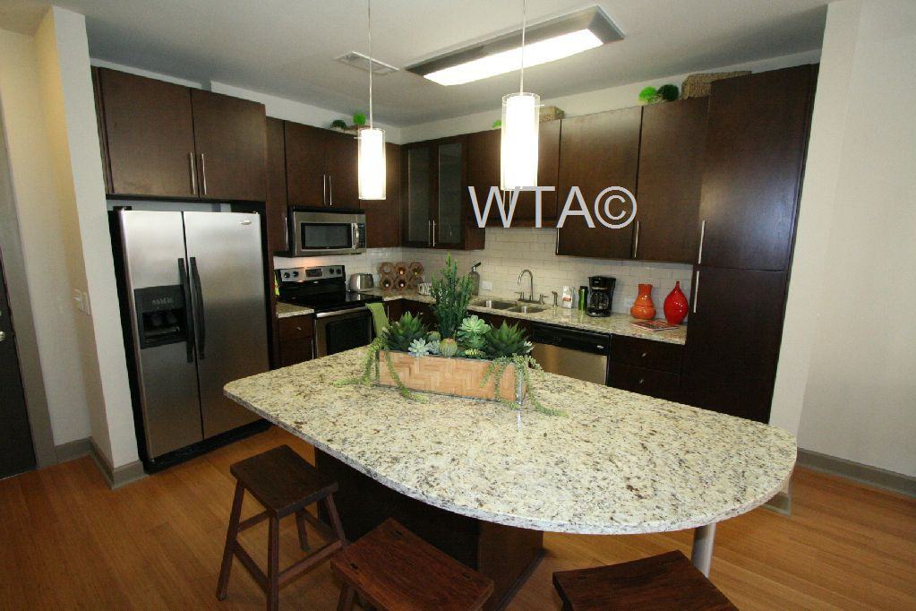 507 PRESSLER ST - Photo 3 of 20