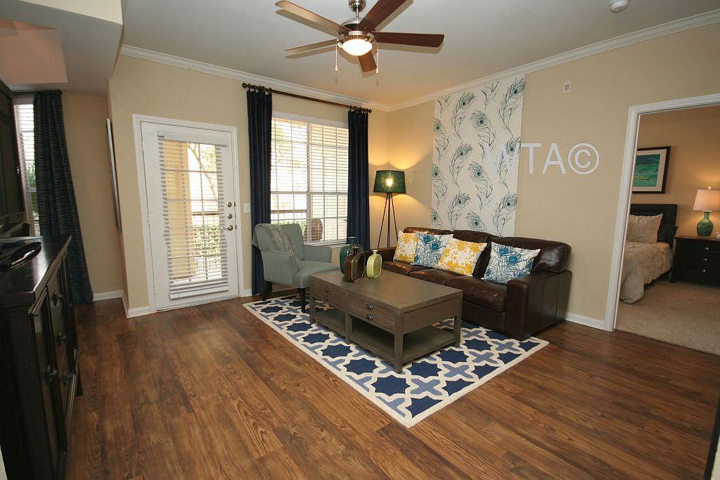 2600 LAKE AUSTIN BLVD - Photo 3 of 20