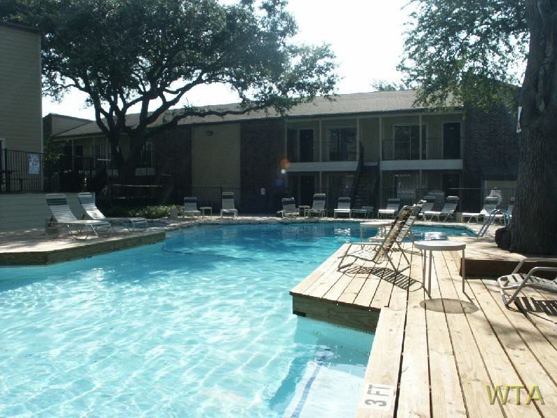 3543 Greystone Dr. #1325 - Photo 3 of 10