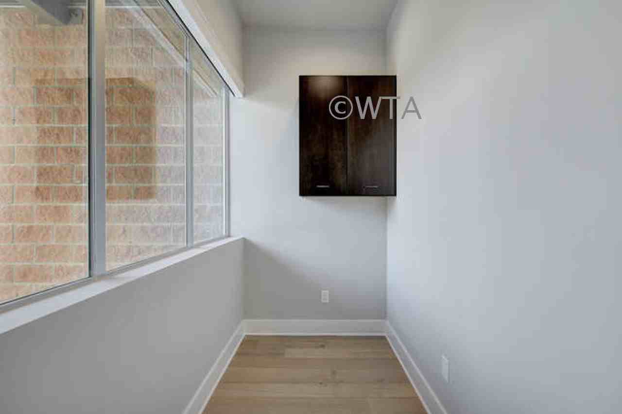 4525 GUADALUPE ST - Photo 2 of 27