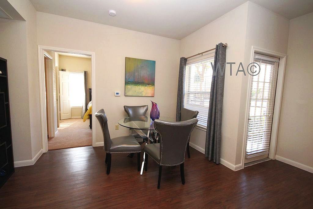 333 E SLAUGHTER LN - Photo 3 of 25