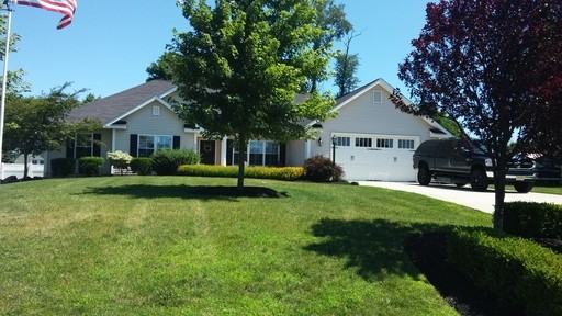 627 E 5th St - Photo 3 of 68