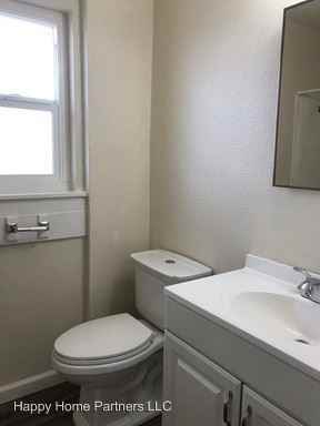 7706 MacArthur Blvd - Photo 2 of 6