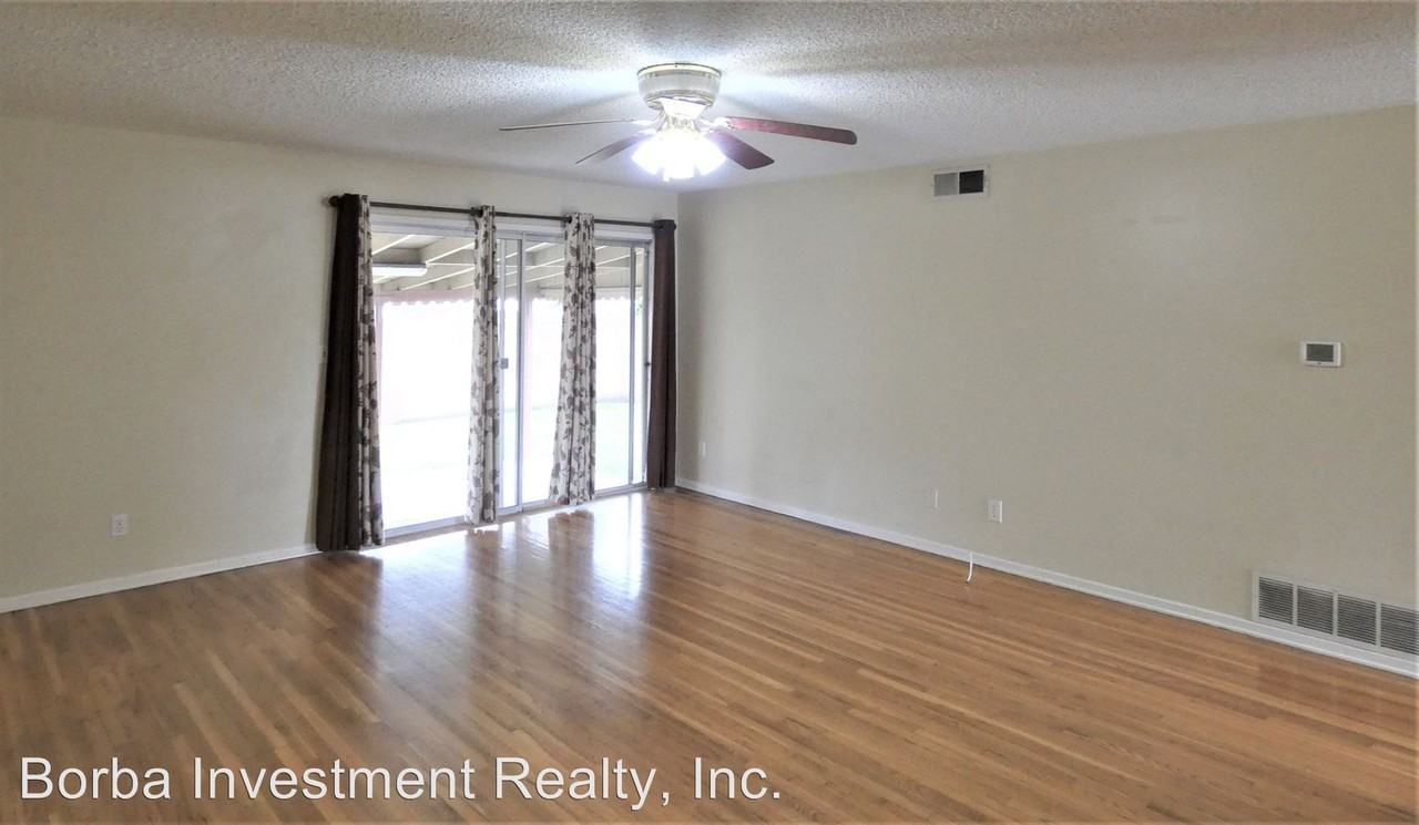 11566 168th St - Photo 3 of 37