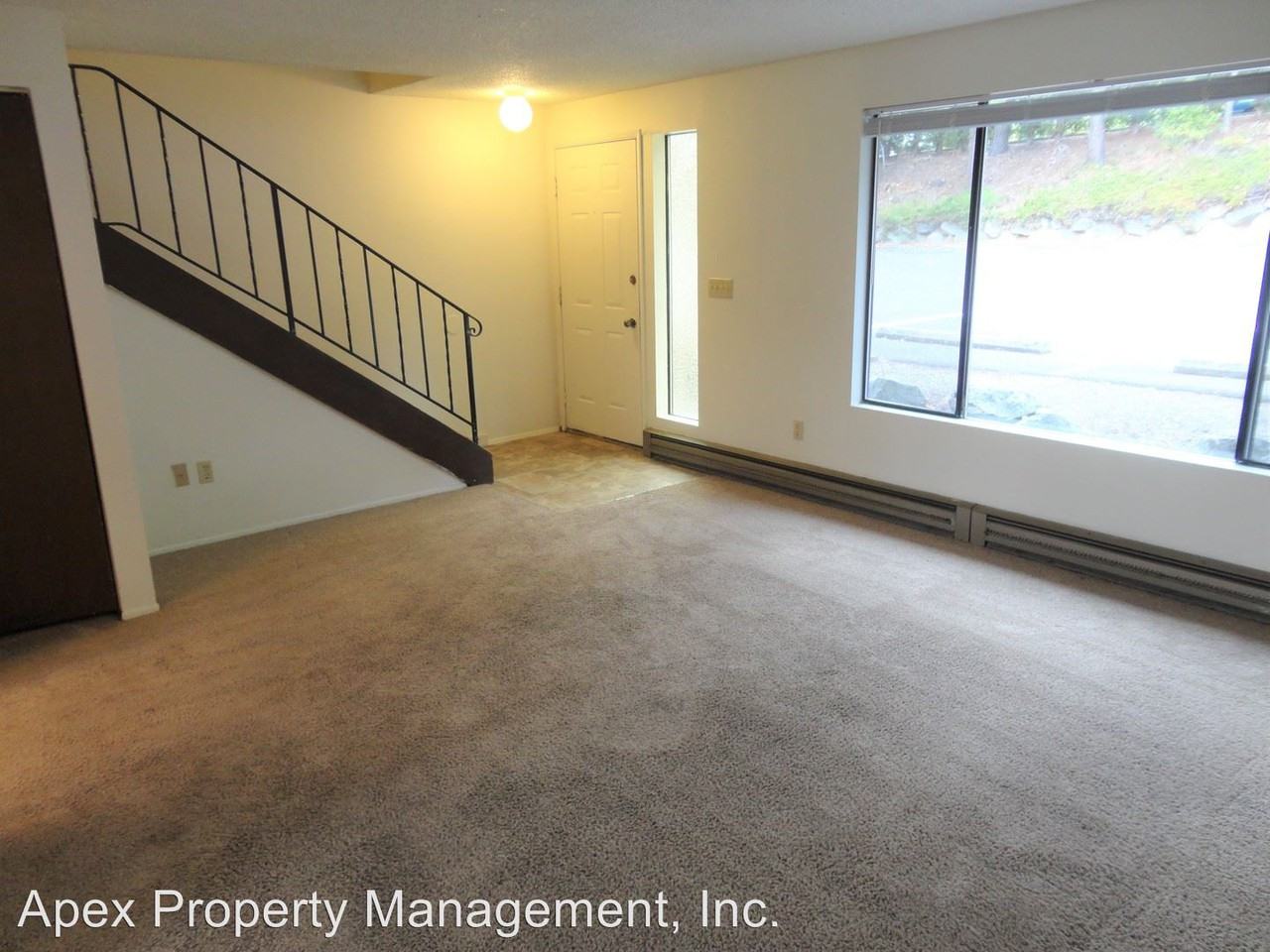 921- 927 21ST STREET - Photo 3 of 13