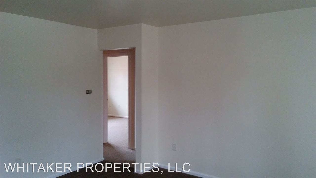 WILLOWBROOK MANOR/VANDALIA DOUBLES - Photo 3 of 20