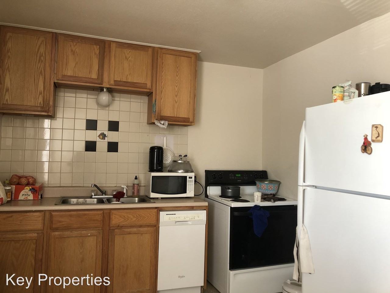 3421 S University Dr - Photo 2 of 11