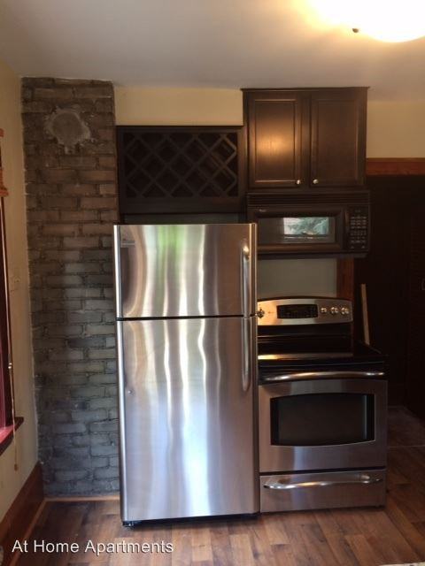 1020 Grand Ave - Photo 3 of 8