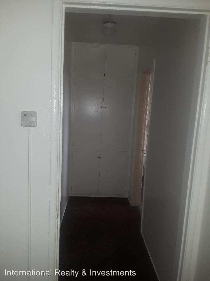 2617-2621 1/2 Cullen Street - Photo 3 of 8