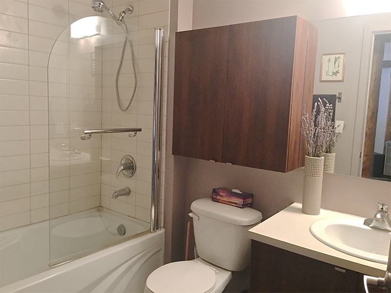 4951 Rue Ontario E - Photo 3 of 6