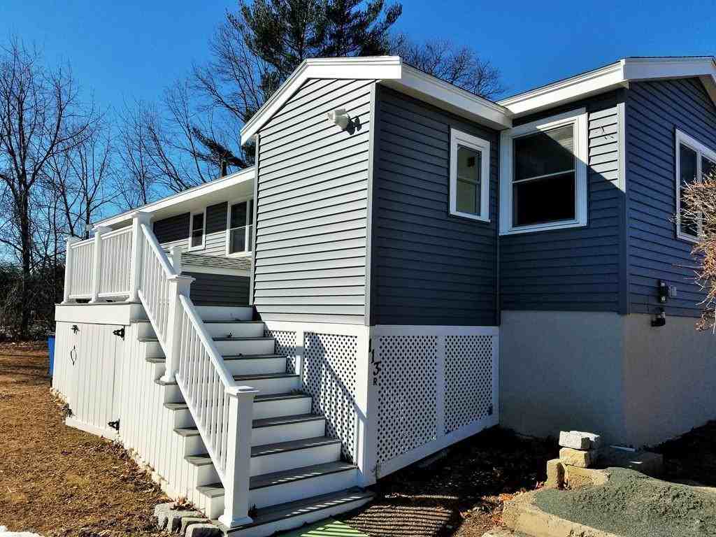 113 Water St - Photo 3 of 12