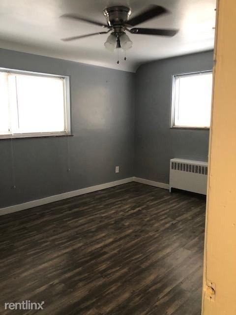 1211 Elberta Cir - Photo 3 of 13