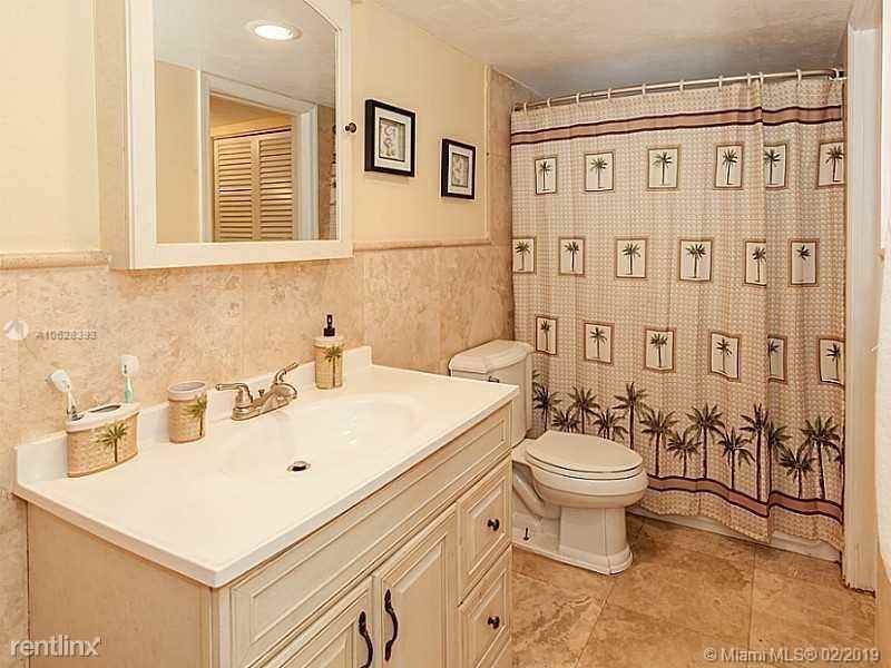 1333 E Hallandale Beach Blvd - Photo 3 of 8