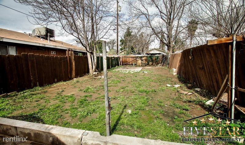 1118 Lincoln St - Photo 3 of 15