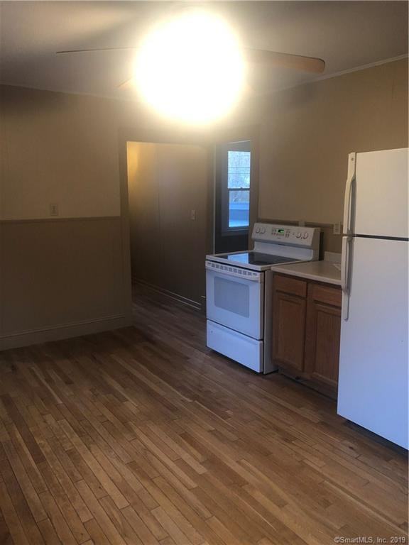 338 Middlebury Rd - Photo 3 of 10