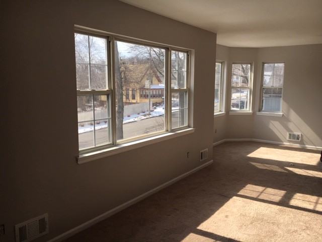 185 Burke Ave - Photo 3 of 10