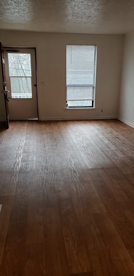 5254 Tusculum Ct - Photo 2 of 16