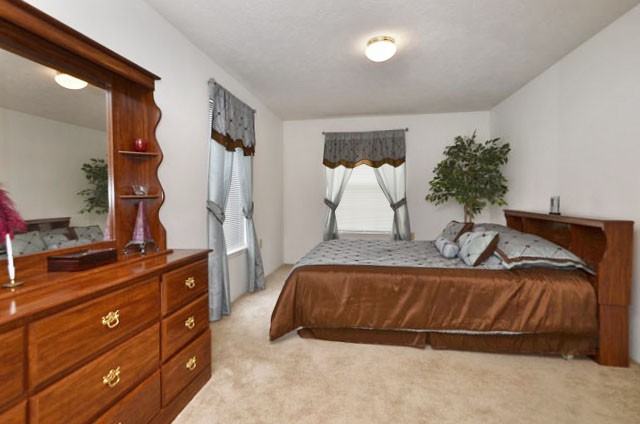 Benson Estates Apartments - Photo 2 of 19