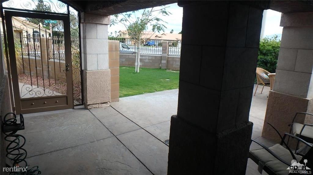 29895 Avenida Maravilla - Photo 3 of 38