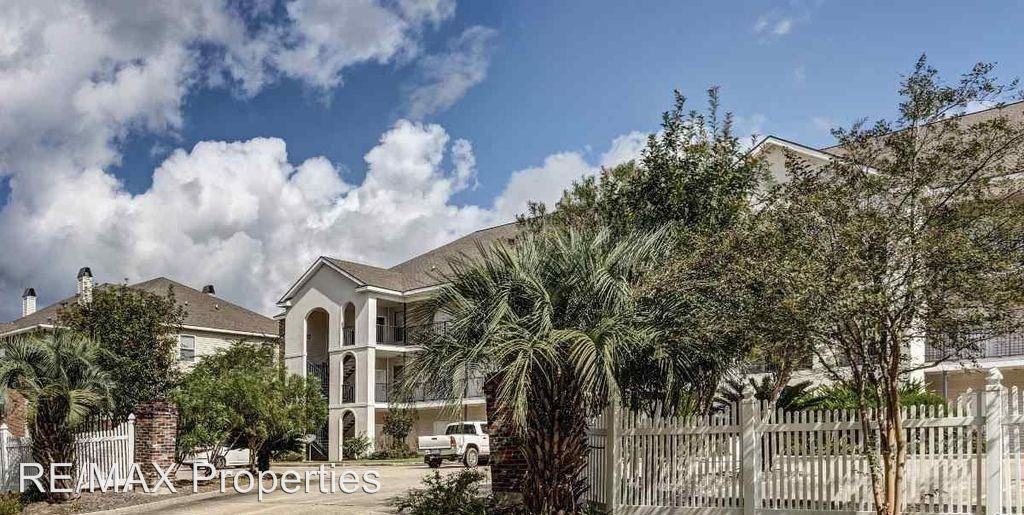 12386 River Highlands Dr - Photo 2 of 12